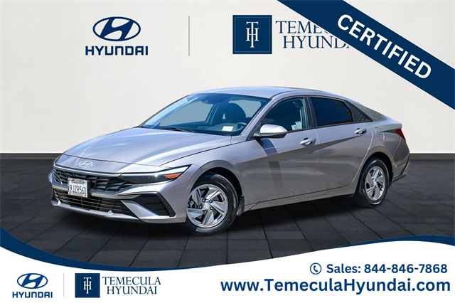 2024 Hyundai Elantra SE