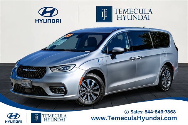 2023 Chrysler Pacifica Hybrid Touring L
