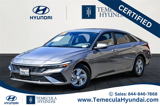 2024 Hyundai Elantra SE
