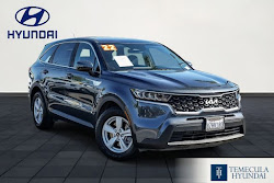 2022 Kia Sorento LX