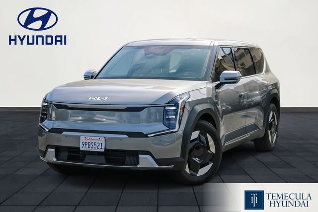 2024 Kia EV9 Light Long Range
