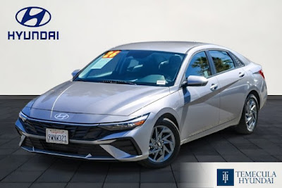 2026 Hyundai Elantra Hybrid